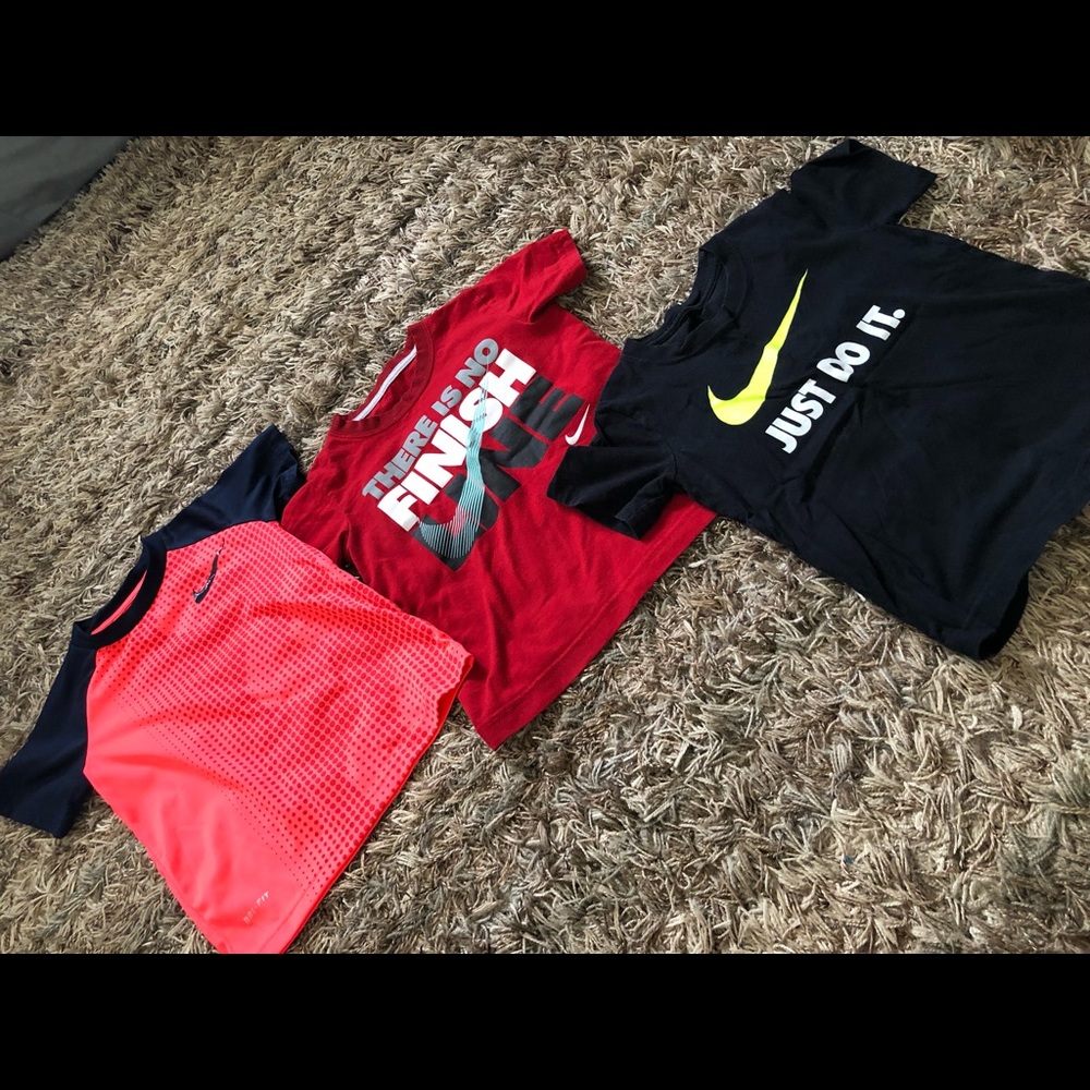 Nikes (5-6 Boys)